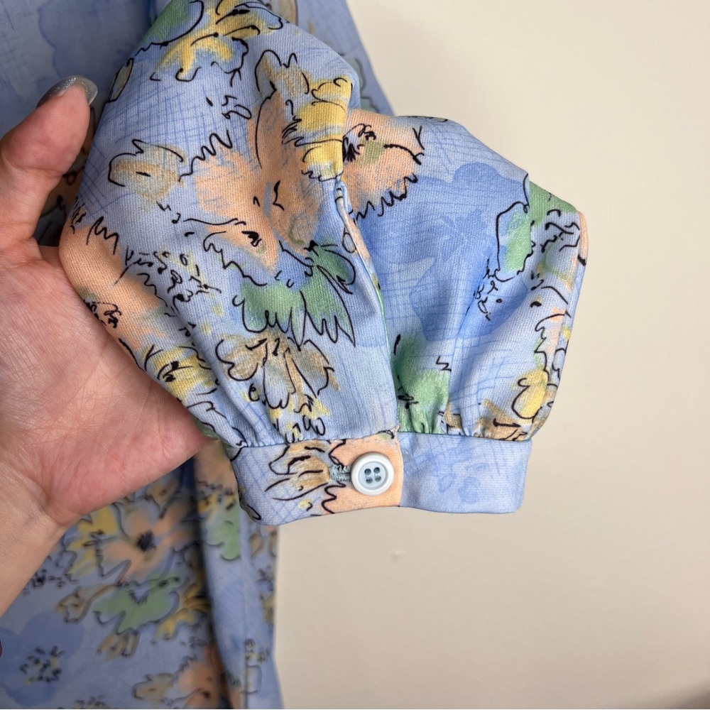Vintage Floral Bow Tie Blouse - Picture 7 of 7